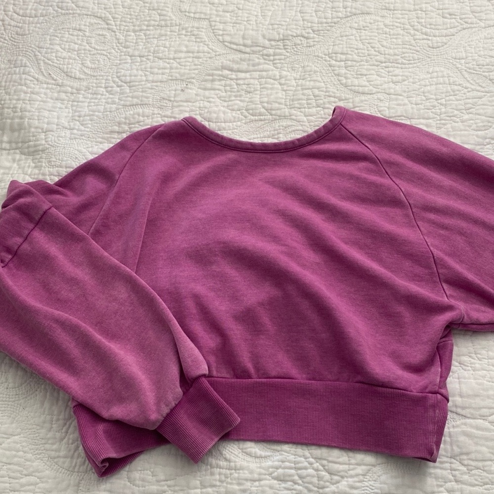 cross back crop sweatshirt